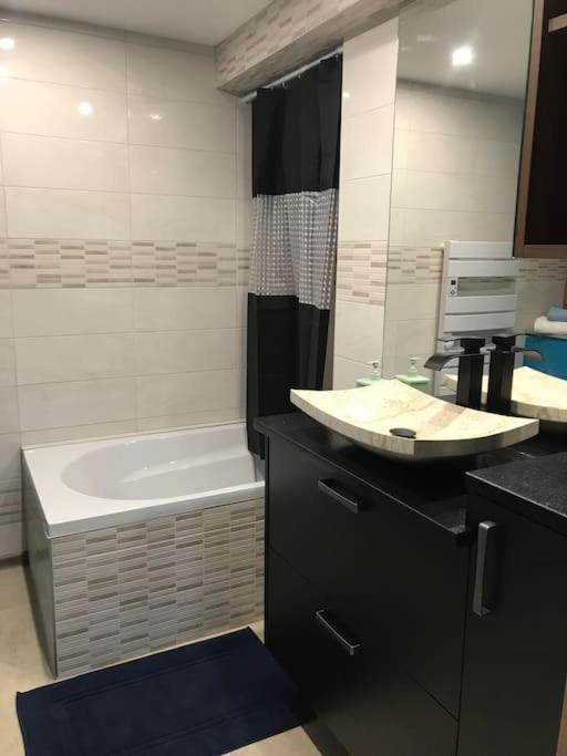 Paisible Logement Tout Equipe Pour 1 A 6 Personnes Ebersheim Esterno foto